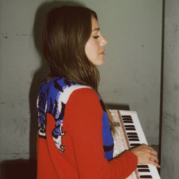 Meet your Posher, Niki 😺 - Picture 2 of 5